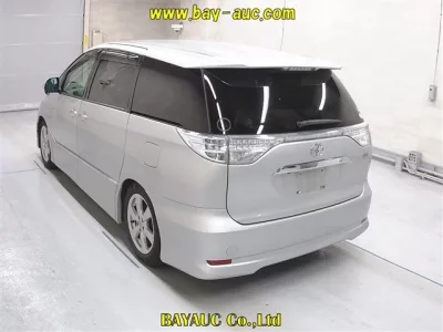 Toyota ESTIMA HYBRID