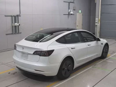 Tesla MODEL3