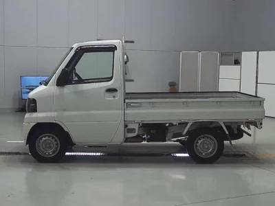 Mitsubishi MINICAB TRUCK
