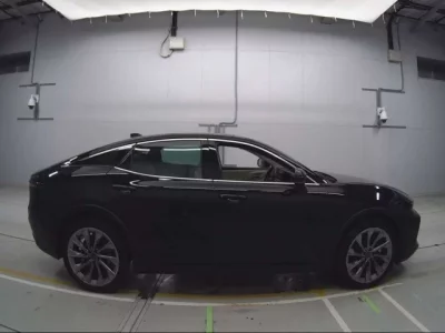 Toyota CROWN CROSSOVER