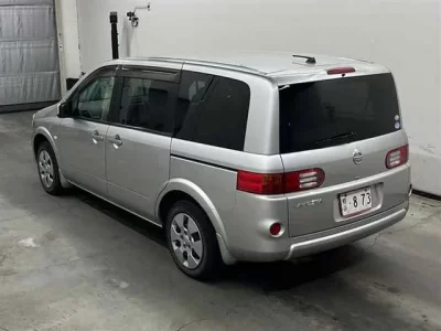 Nissan LAFESTA
