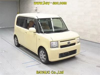 Toyota PIXIS SPACE