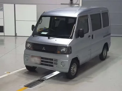 Mitsubishi MINICAB VAN