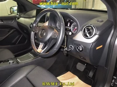 Mercedes-Benz B CLASS