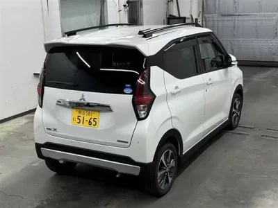 Mitsubishi EK X