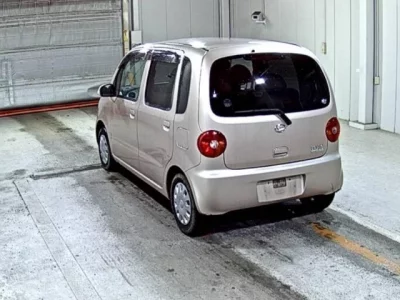 Daihatsu MOVE LATTE