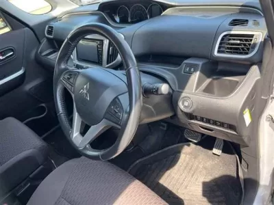 Mitsubishi DELICA D2