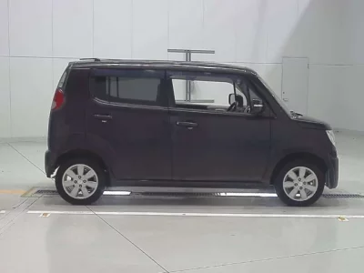 Suzuki MRWAGON