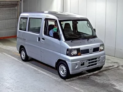 Nissan CLIPPER VAN