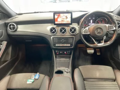 Mercedes-Benz CLA CLASS