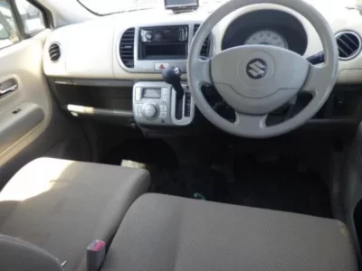 Suzuki MRWAGON