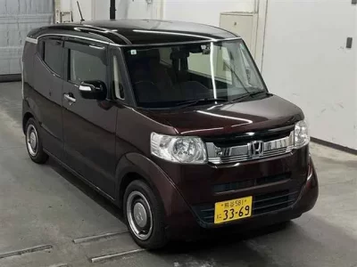 Honda N BOX SLASH
