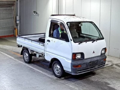 Mitsubishi MINICAB TRUCK