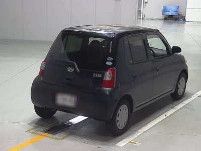 Daihatsu Esse
