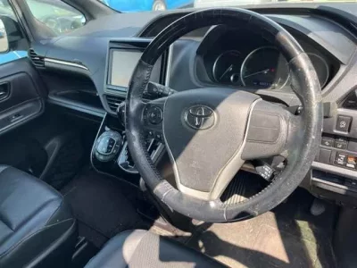 Toyota ESQUIRE
