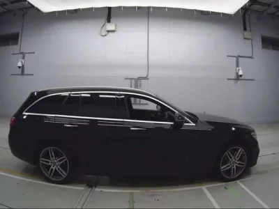 Mercedes-Benz E CLASS WAGON