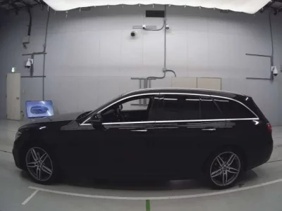 Mercedes-Benz E CLASS WAGON