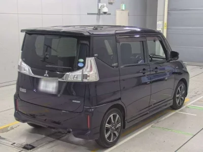 Mitsubishi DELICA D2