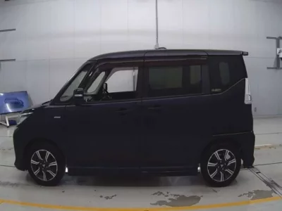 Mitsubishi DELICA D2