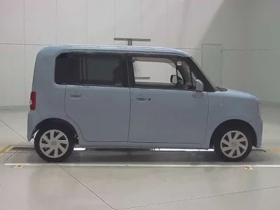Toyota PIXIS SPACE