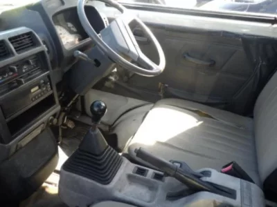 Mitsubishi MINICAB TRUCK