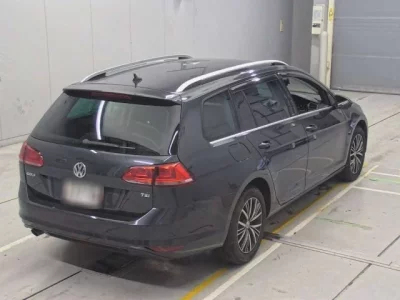 Volkswagen GOLF VARIANT