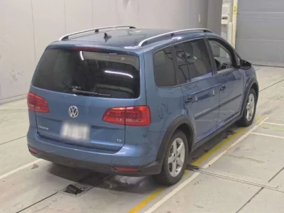 Volkswagen GOLF TOURAN