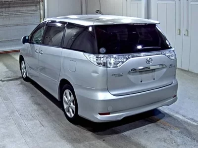 Toyota ESTIMA HYBRID