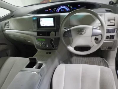 Toyota ESTIMA HYBRID