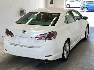 Lexus HS