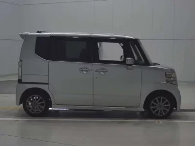 Honda N BOX PLUS