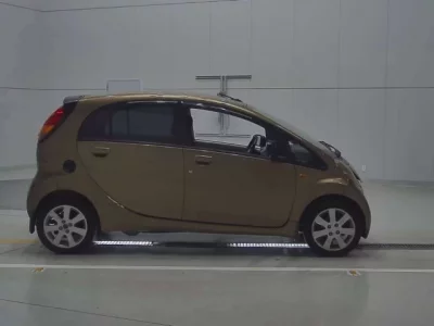 Mitsubishi I