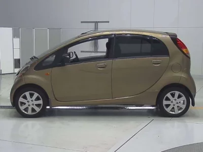 Mitsubishi I
