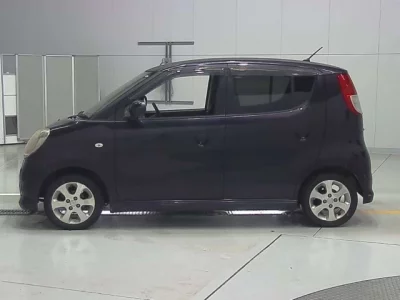 Suzuki MRWAGON