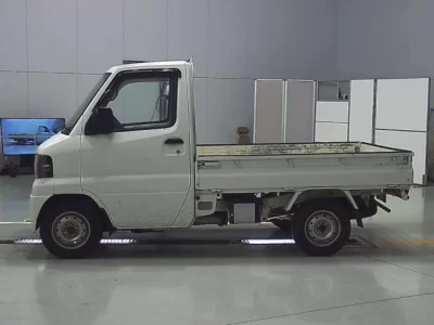 Nissan CLIPPER TRUCK