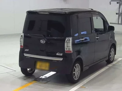 Daihatsu TANTO EXE