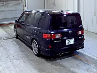 Nissan LAFESTA