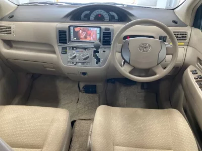 Toyota RAUM