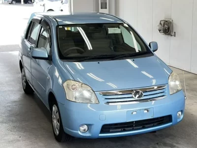 Toyota RAUM