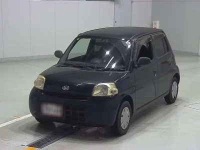 Daihatsu Esse