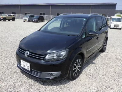 Volkswagen GOLF TOURAN