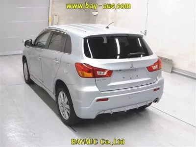 Mitsubishi RVR