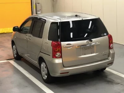 Toyota RAUM