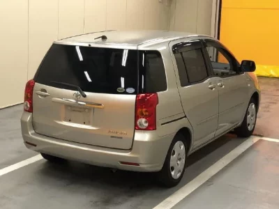 Toyota RAUM