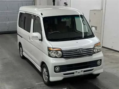 Daihatsu Atrai Wagon