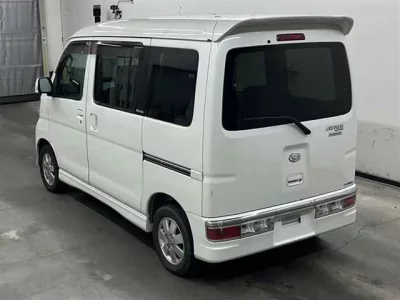 Daihatsu Atrai Wagon