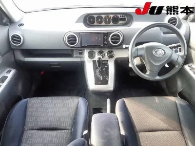 Toyota COROLLA RUMION
