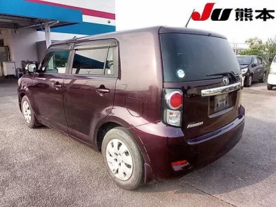 Toyota COROLLA RUMION