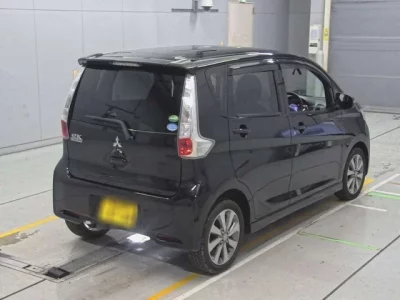 Mitsubishi EK CUSTOM