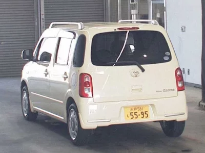 Daihatsu MIRA